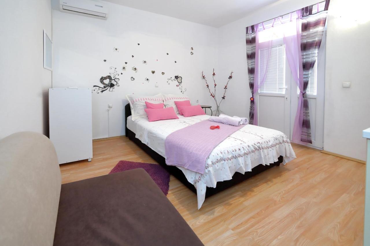 Apartments Ivana บาร์บินเย ภายนอก รูปภาพ