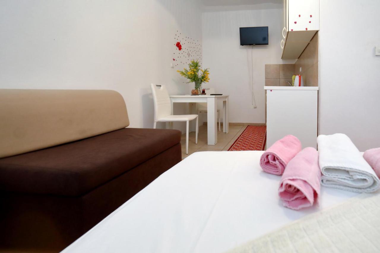 Apartments Ivana บาร์บินเย ภายนอก รูปภาพ