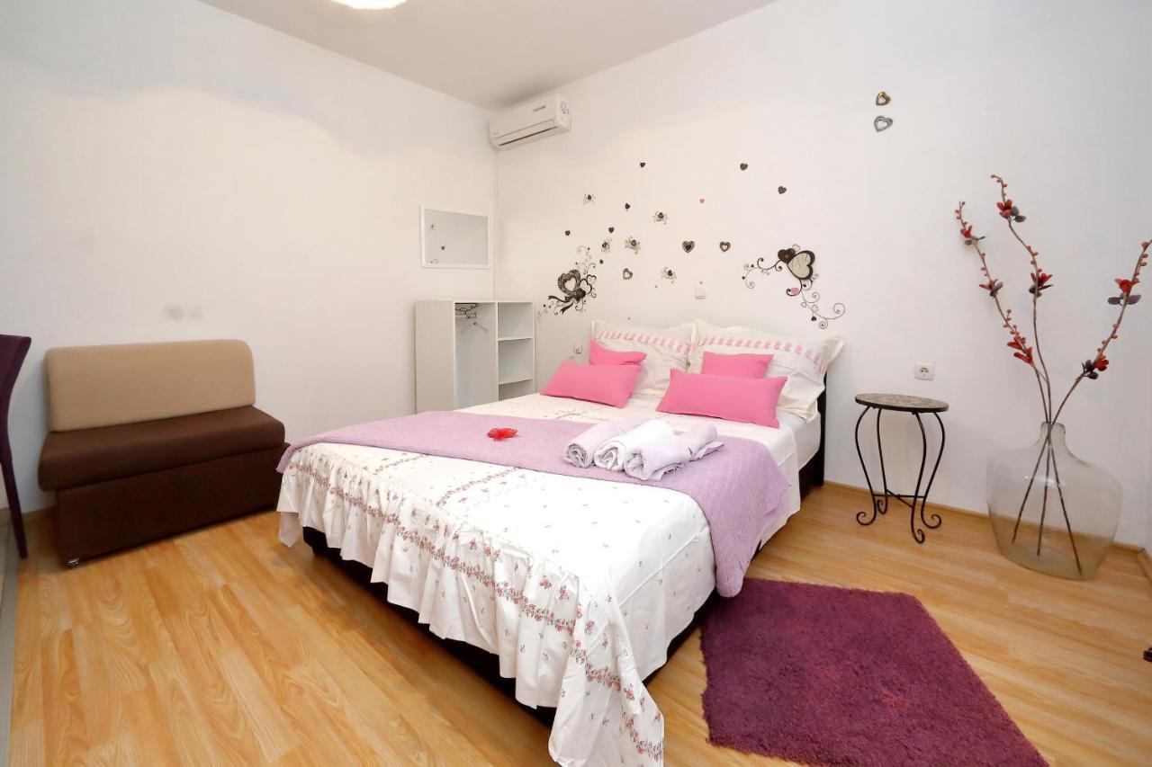 Apartments Ivana บาร์บินเย ภายนอก รูปภาพ