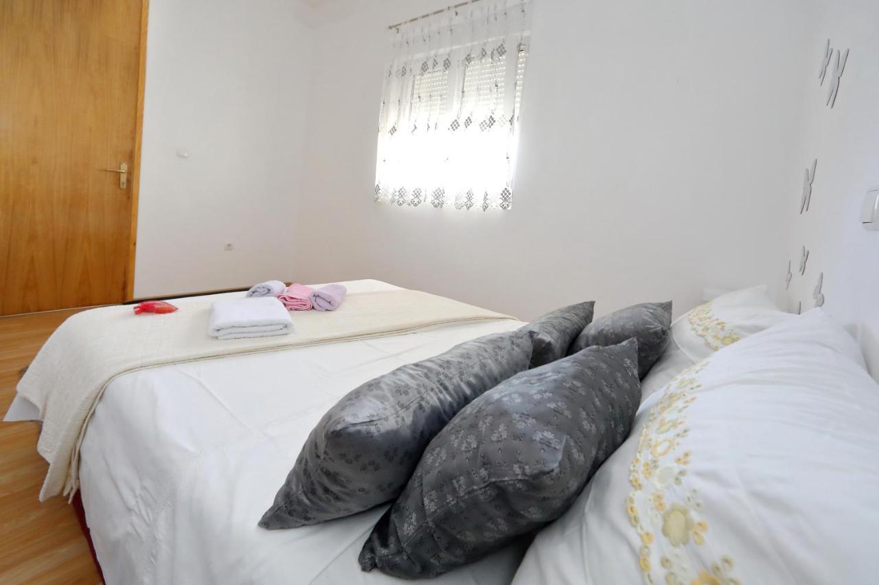 Apartments Ivana บาร์บินเย ภายนอก รูปภาพ