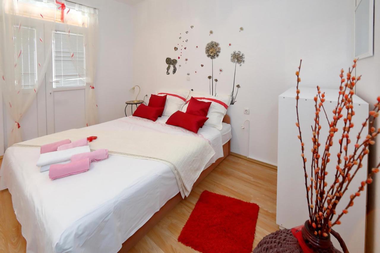 Apartments Ivana บาร์บินเย ภายนอก รูปภาพ